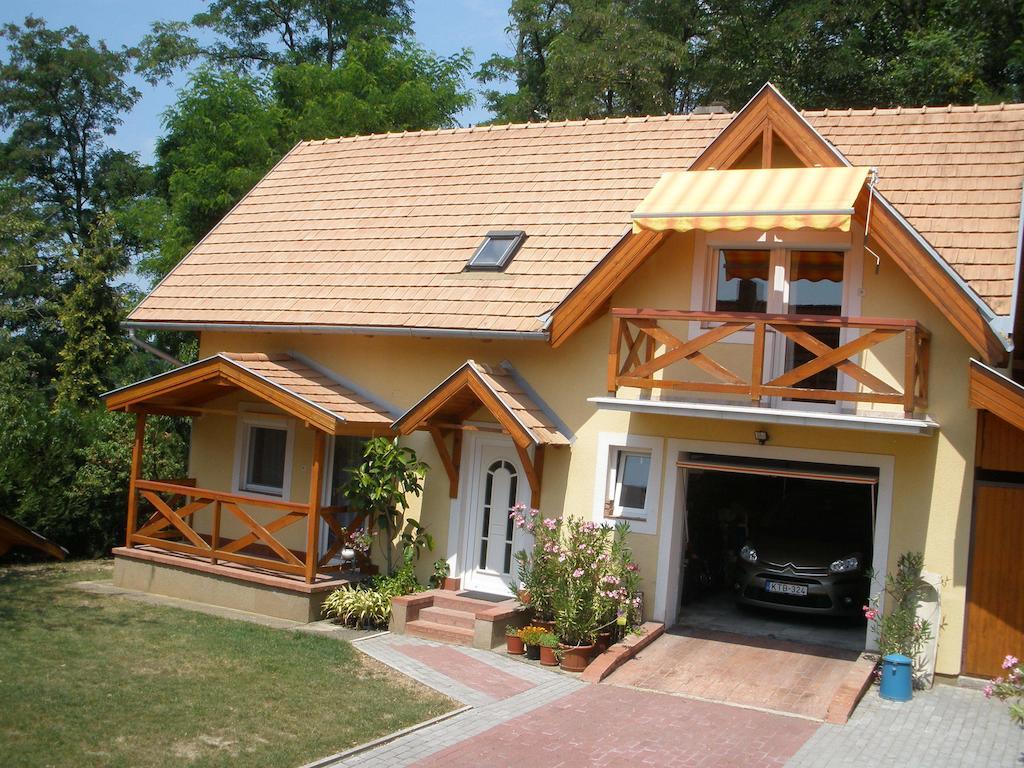 Mirtill Apartmanház Hévíz Exterior foto